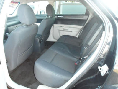 2007 Chrysler 300  Base