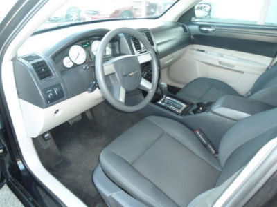 2007 Chrysler 300  Base