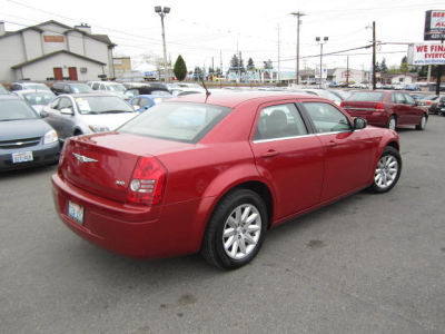 2008 Chrysler 300  LX