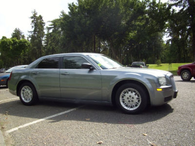 2006 Chrysler 300  Base