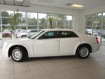 2008 Chrysler 300  LX