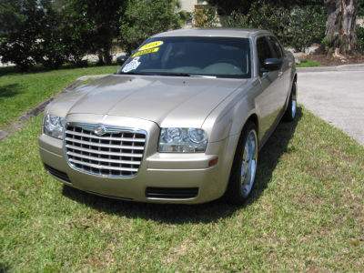 2008 Chrysler 300  LX