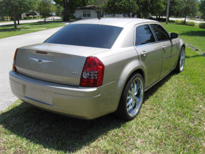 2008 Chrysler 300  LX