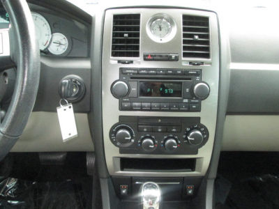 2005 Chrysler 300  Touring