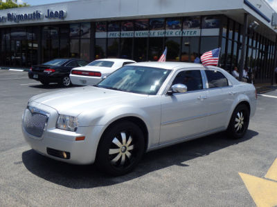 2009 Chrysler 300  LX
