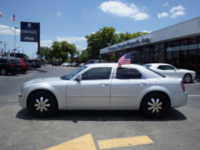 2009 Chrysler 300  LX