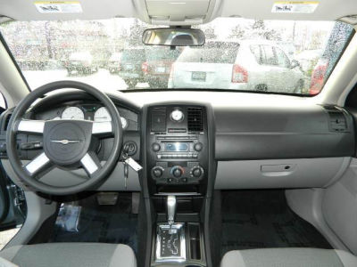 2006 Chrysler 300  Base