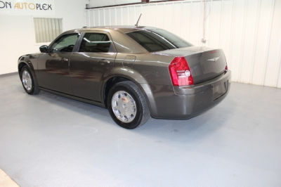 2008 Chrysler 300  LX