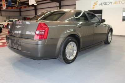 2008 Chrysler 300  LX