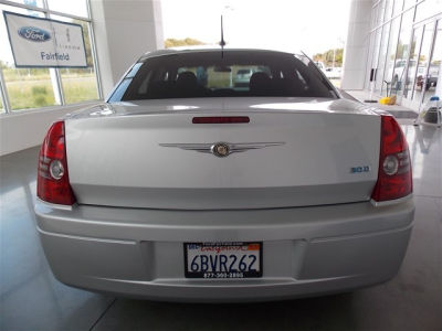 2008 Chrysler 300  LX