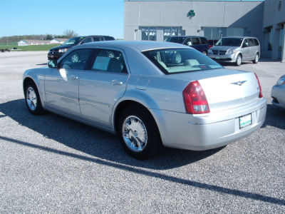 2005 Chrysler 300  Touring