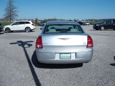 2005 Chrysler 300  Touring