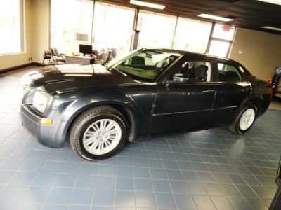 2008 Chrysler 300  LX