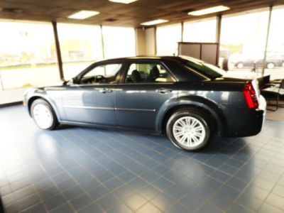 2008 Chrysler 300  LX