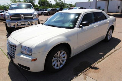 2008 Chrysler 300  LX