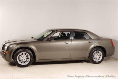 2009 Chrysler 300  LX