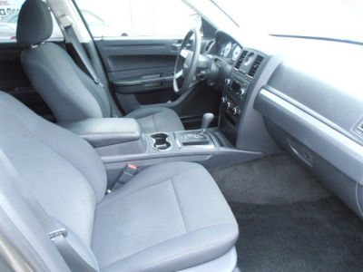 2008 Chrysler 300  LX
