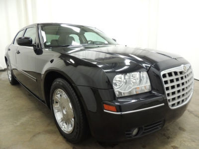 2005 Chrysler 300  Touring