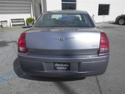 2007 Chrysler 300  Base