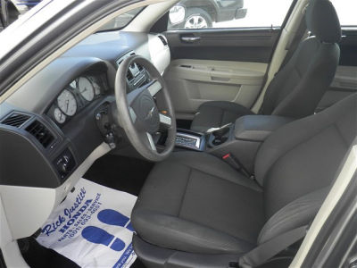 2007 Chrysler 300  Base