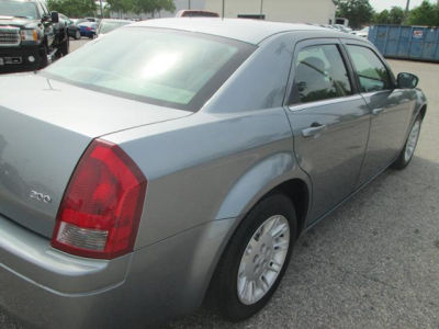 2007 Chrysler 300  Base