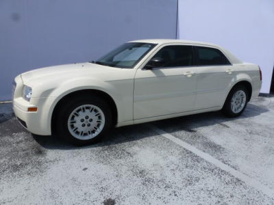 2007 Chrysler 300  Base
