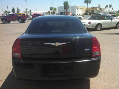 2006 Chrysler 300  Base