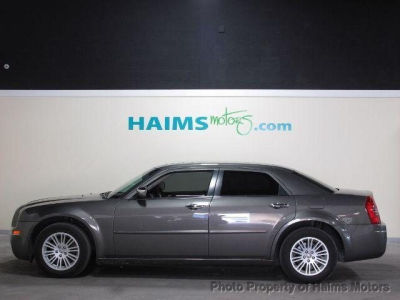 2010 Chrysler 300 Touring