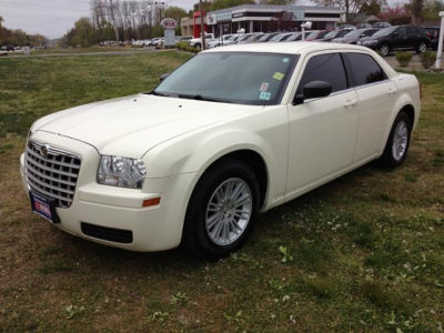 2009 Chrysler 300  LX