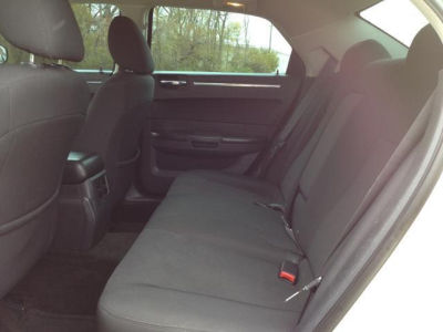 2009 Chrysler 300  LX