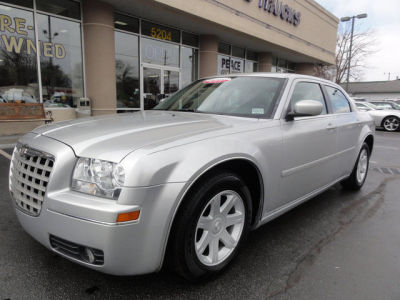 2005 Chrysler 300  Touring