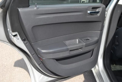 2008 Chrysler 300  LX
