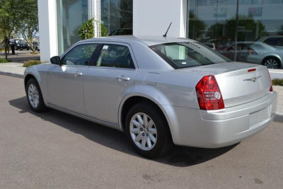 2008 Chrysler 300  LX