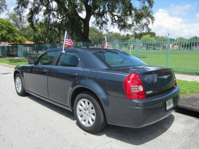 2008 Chrysler 300  LX