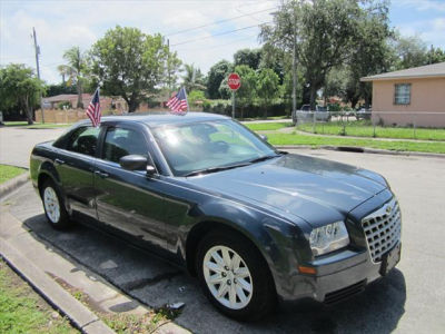 2008 Chrysler 300  LX