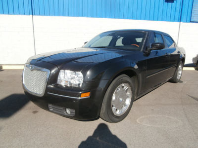 2005 Chrysler 300  Touring