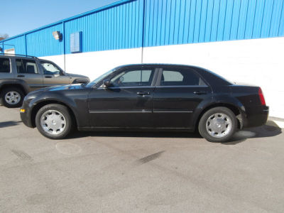 2005 Chrysler 300  Touring