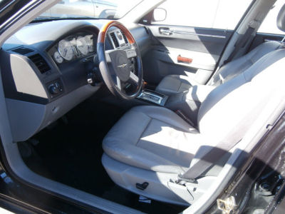 2005 Chrysler 300  Touring