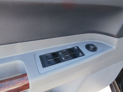 2005 Chrysler 300  Touring
