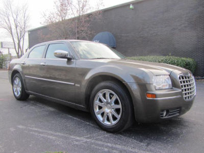 2010 Chrysler 300  Touring