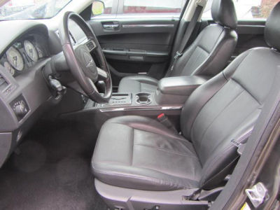 2010 Chrysler 300  Touring