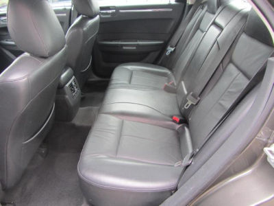 2010 Chrysler 300  Touring