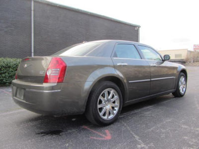 2010 Chrysler 300  Touring