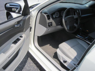 2008 Chrysler 300  Touring