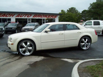 2005 Chrysler 300  Touring