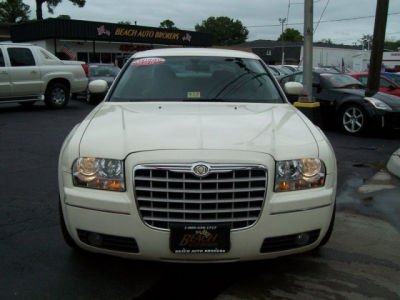 2005 Chrysler 300  Touring