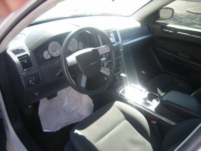 2010 Chrysler 300  Touring