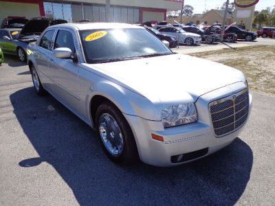 2005 Chrysler 300  Touring