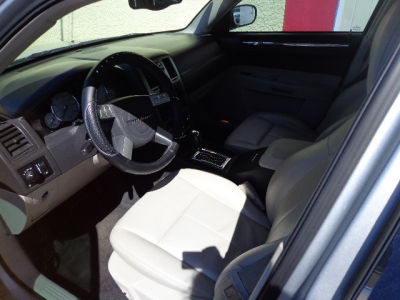 2005 Chrysler 300  Touring