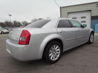 2009 Chrysler 300  Touring